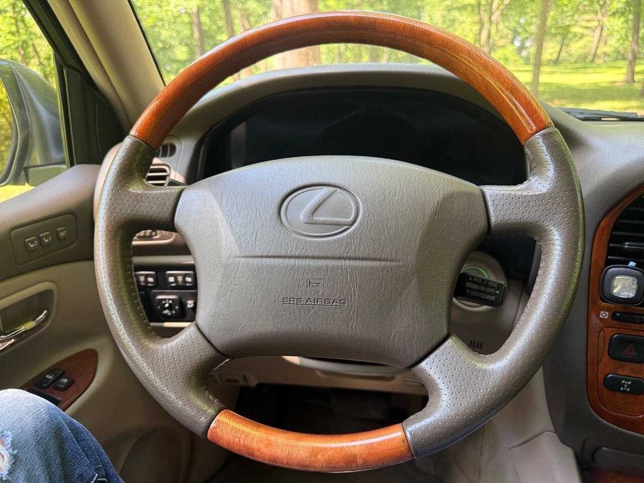 Used 2000 Lexus LX 470 4WD image 25