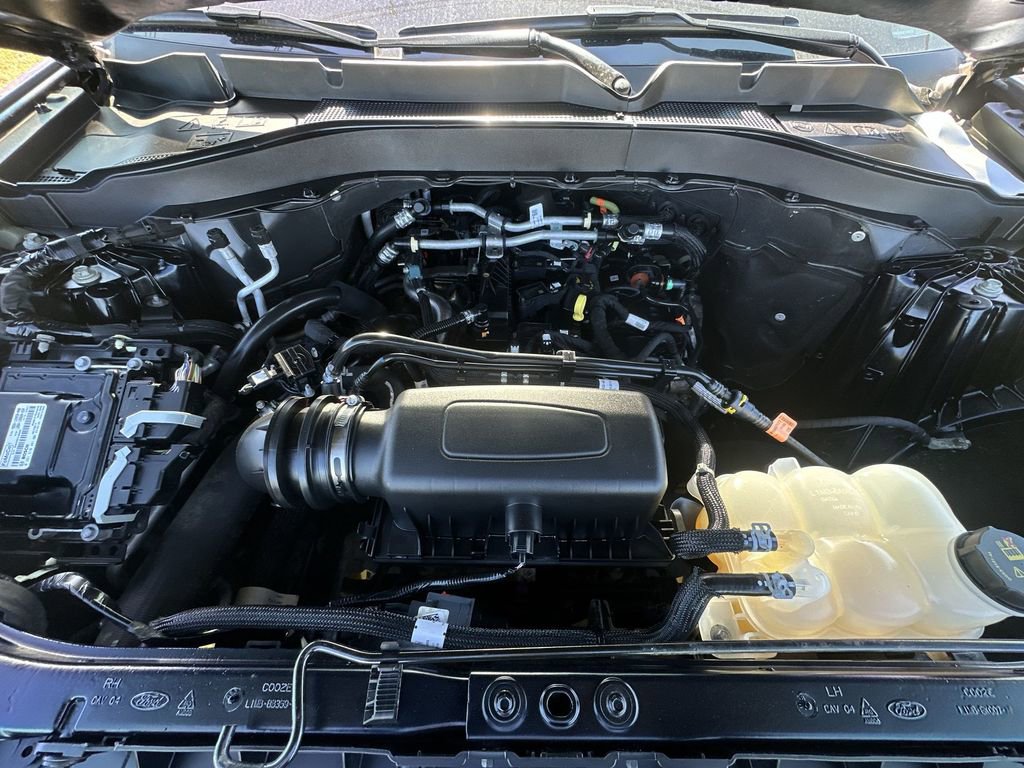 Used 2023 Ford Explorer XLT w/ Equipment Group 202A image 25