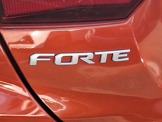 Used 2022 Kia Forte LXS image 29