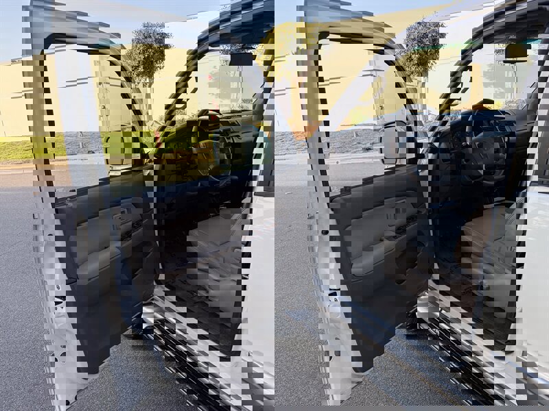 Used 2000 Toyota 4Runner Limited image 13