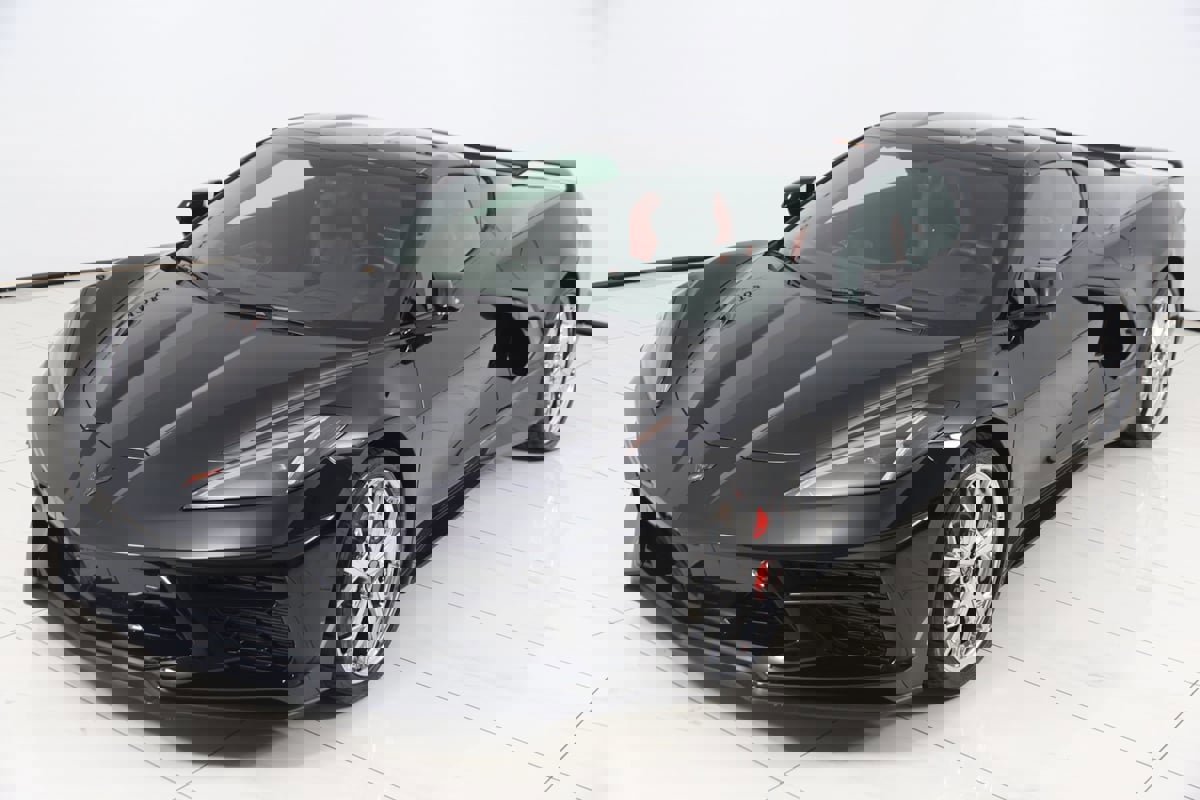 Used 2020 Chevrolet Corvette Stingray Premium Cpe w/ 3LT Preferred Equipment Group image 42