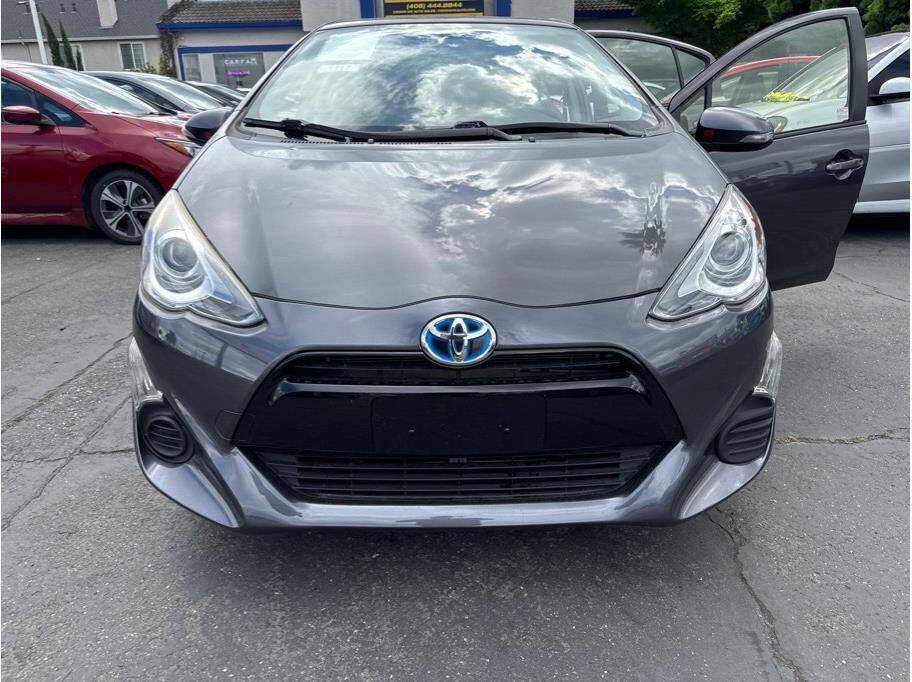 Used 2015 Toyota Prius C Two image 26