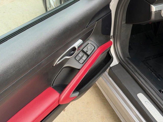 Used 2024 Porsche 718 Cayman image 24