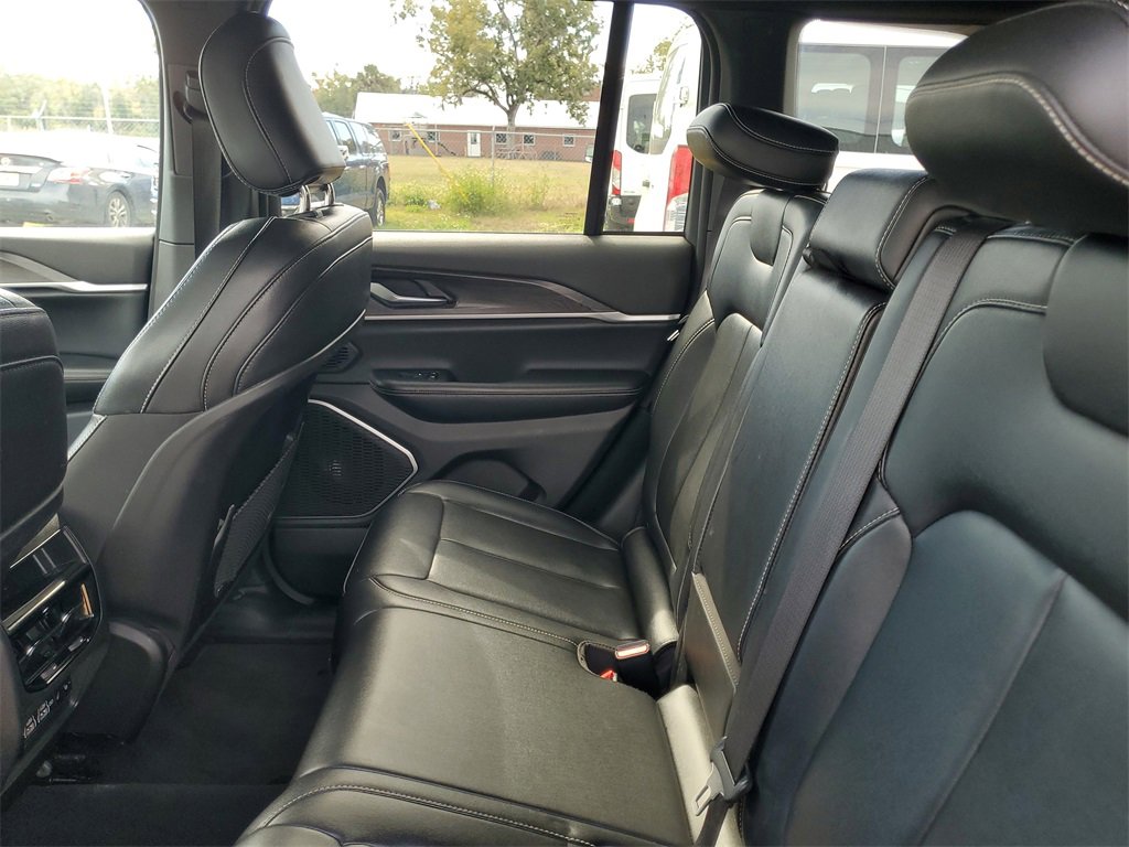 Used 2024 Jeep Grand Cherokee Limited 4xe image 30