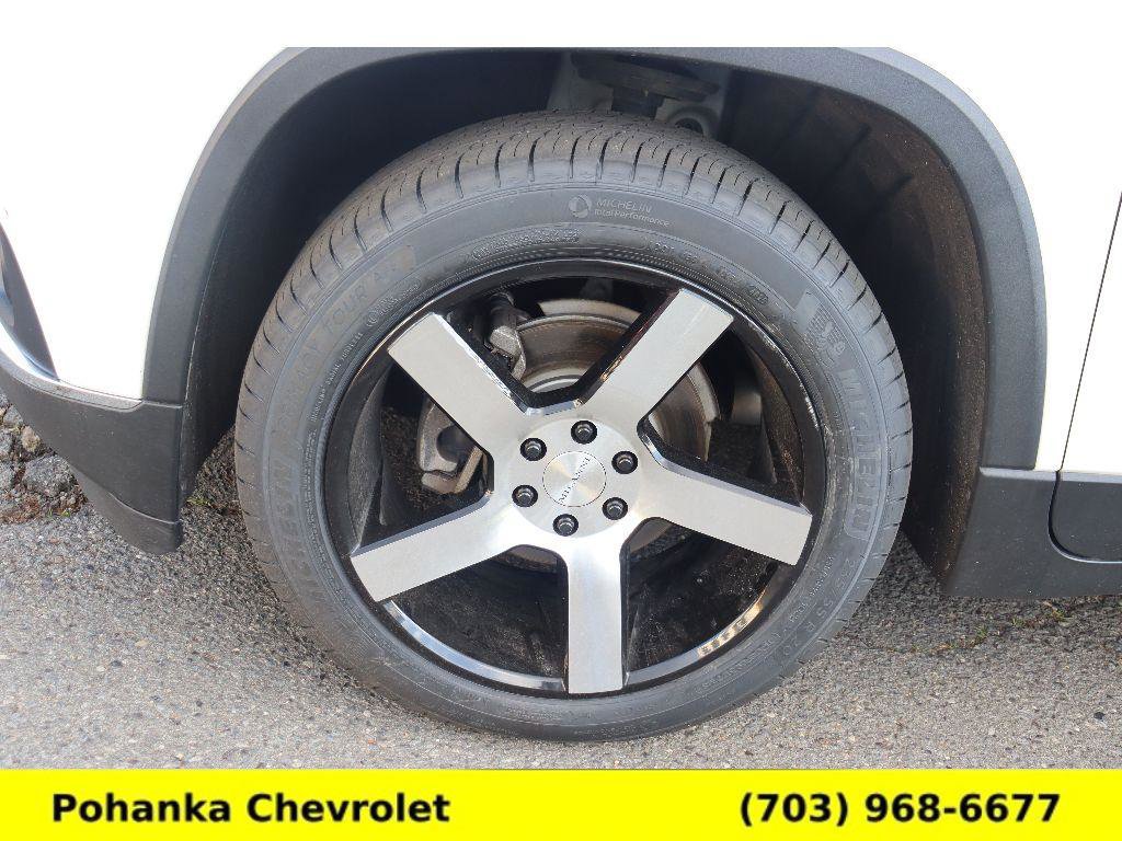 Used 2019 Chevrolet Traverse LT w/ LT Premium Package AWD/4WD image 31