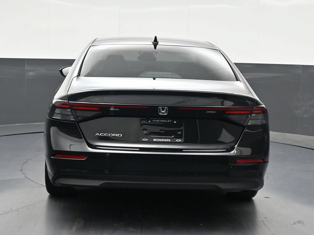 Used 2023 Honda Accord LX image 4