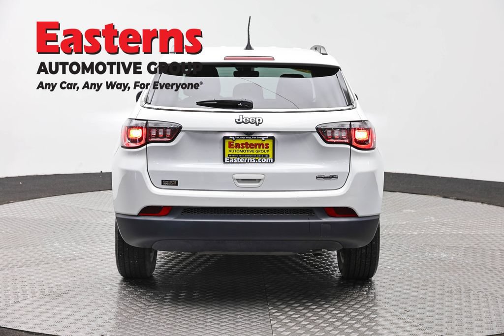 Used 2022 Jeep Compass Latitude w/ Convenience Group FWD image 6