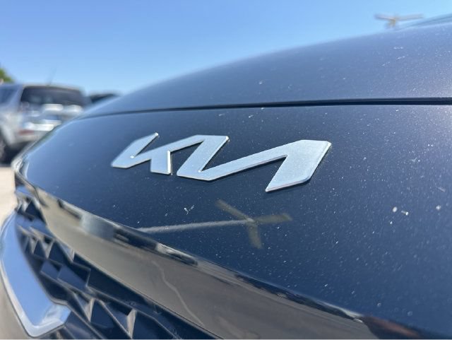 Certified 2023 Kia Forte LXS FWD image 38