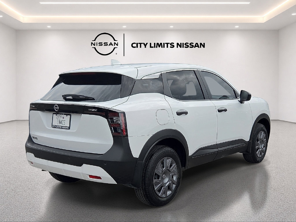Used 2025 Nissan Kicks S FWD image 5