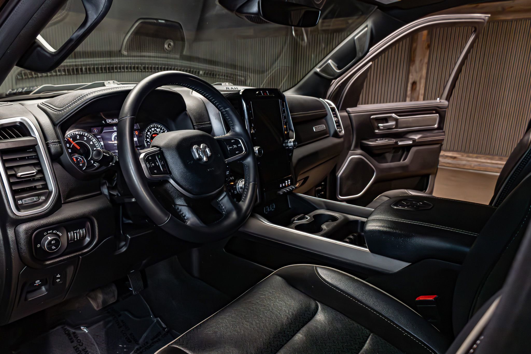 Used 2023 RAM 1500 Laramie image 16