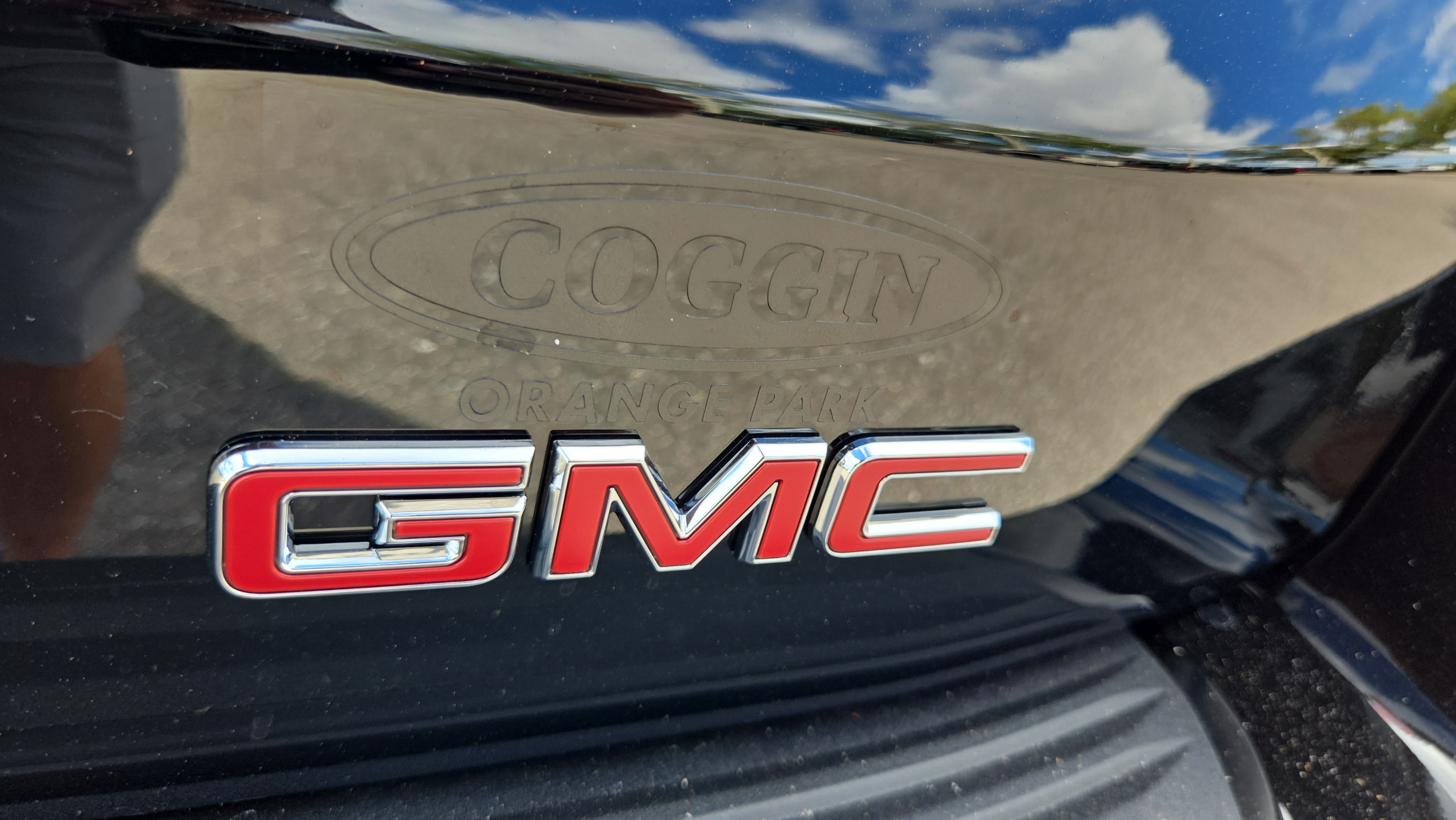 New 2026 GMC Yukon Denali w/ Denali Reserve Package RWD image 32