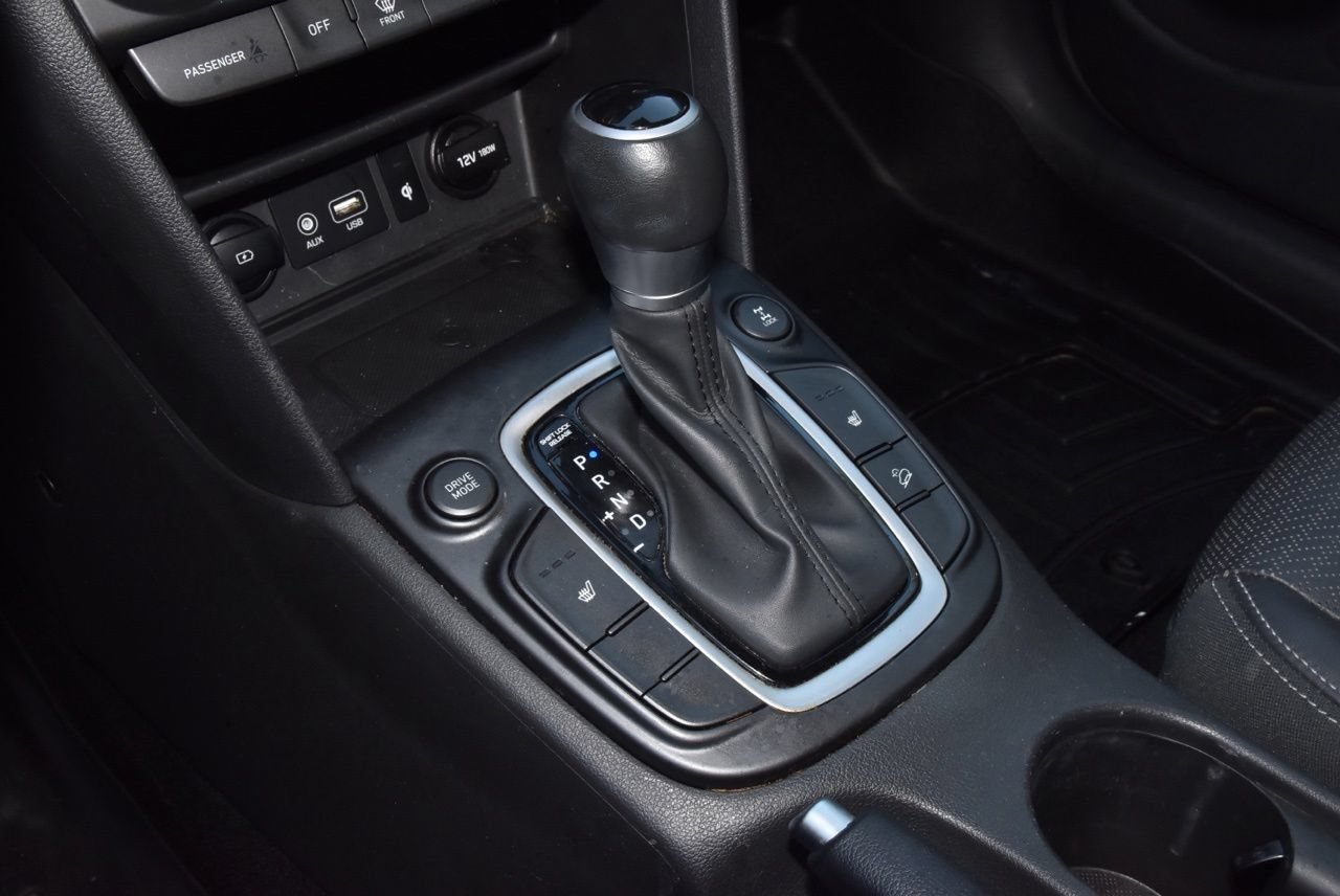 Used 2020 Hyundai Kona Limited AWD/4WD image 29