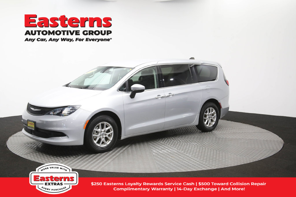 Used 2023 Chrysler Voyager LX FWD image 59
