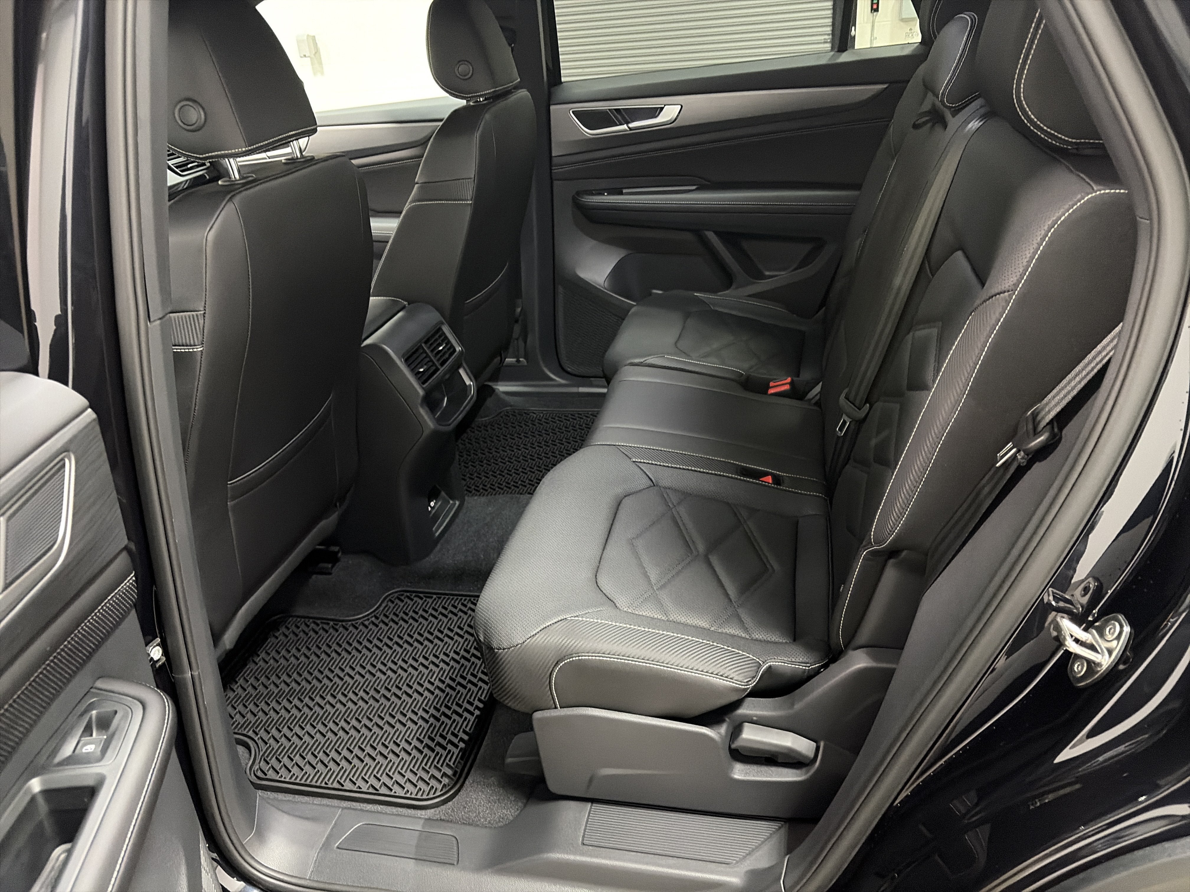 New 2026 Volkswagen Atlas Cross Sport SE AWD/4WD image 24