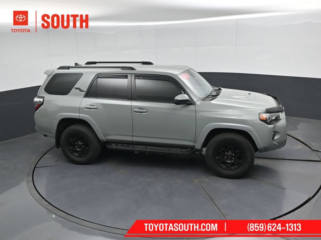 Used 2023 Toyota 4Runner TRD Off-Road AWD/4WD image 46
