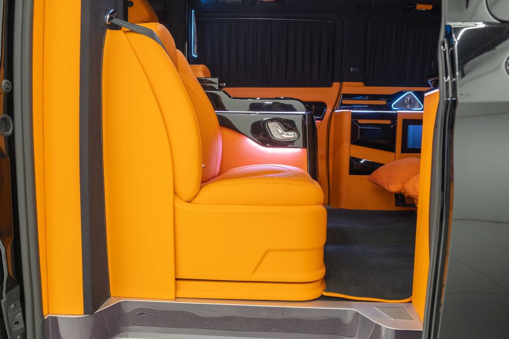 Used 2023 Mercedes-Benz Metris Passenger image 60