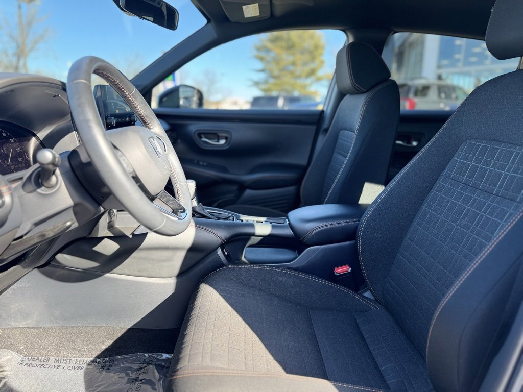 Used 2023 Honda HR-V Sport image 16