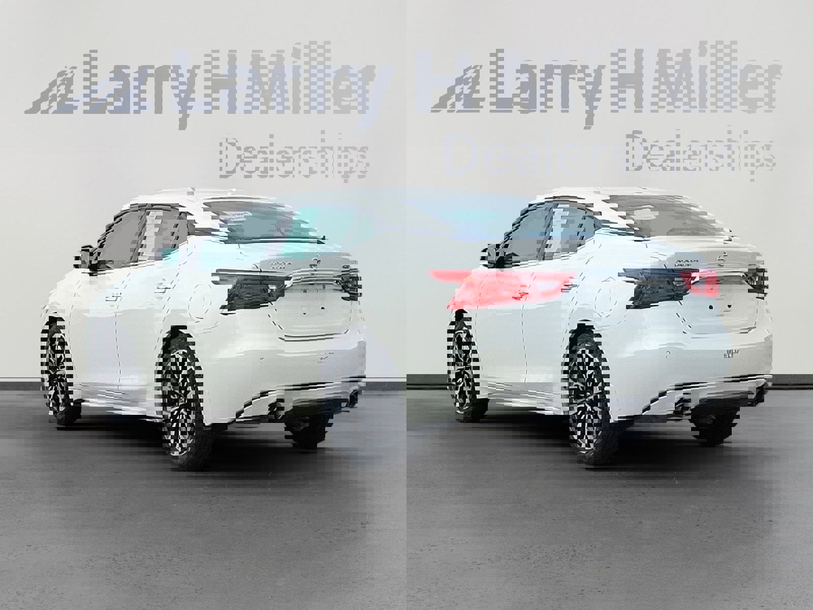 Used 2018 Nissan Maxima SR image 4