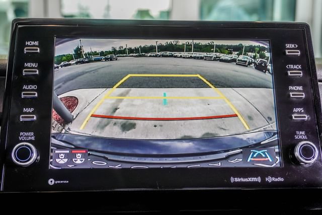 Used 2022 Toyota Camry XLE FWD image 33