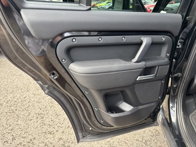 Used 2025 Land Rover Defender 110 S AWD/4WD image 17