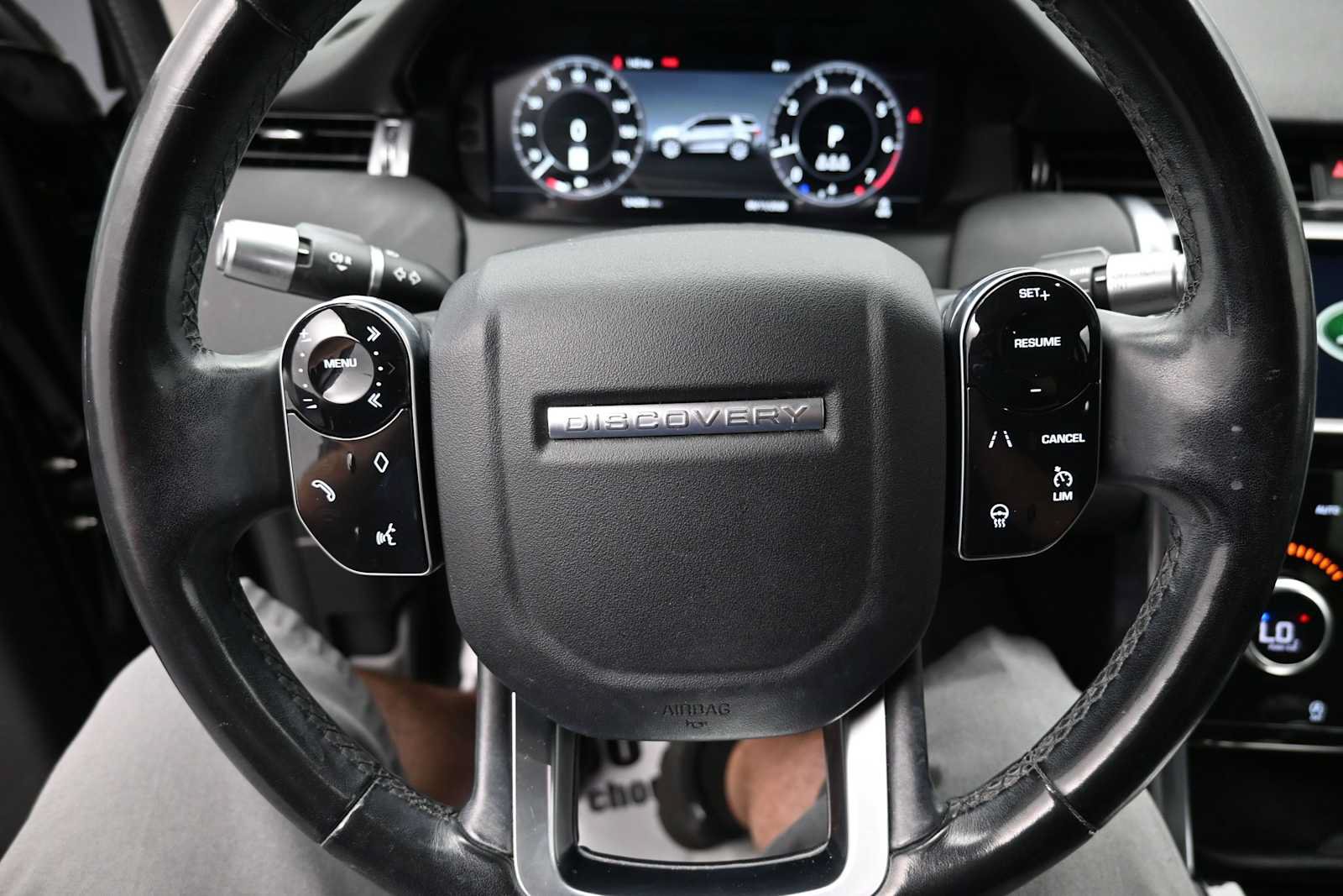 Used 2020 Land Rover Discovery Sport SE AWD/4WD image 21