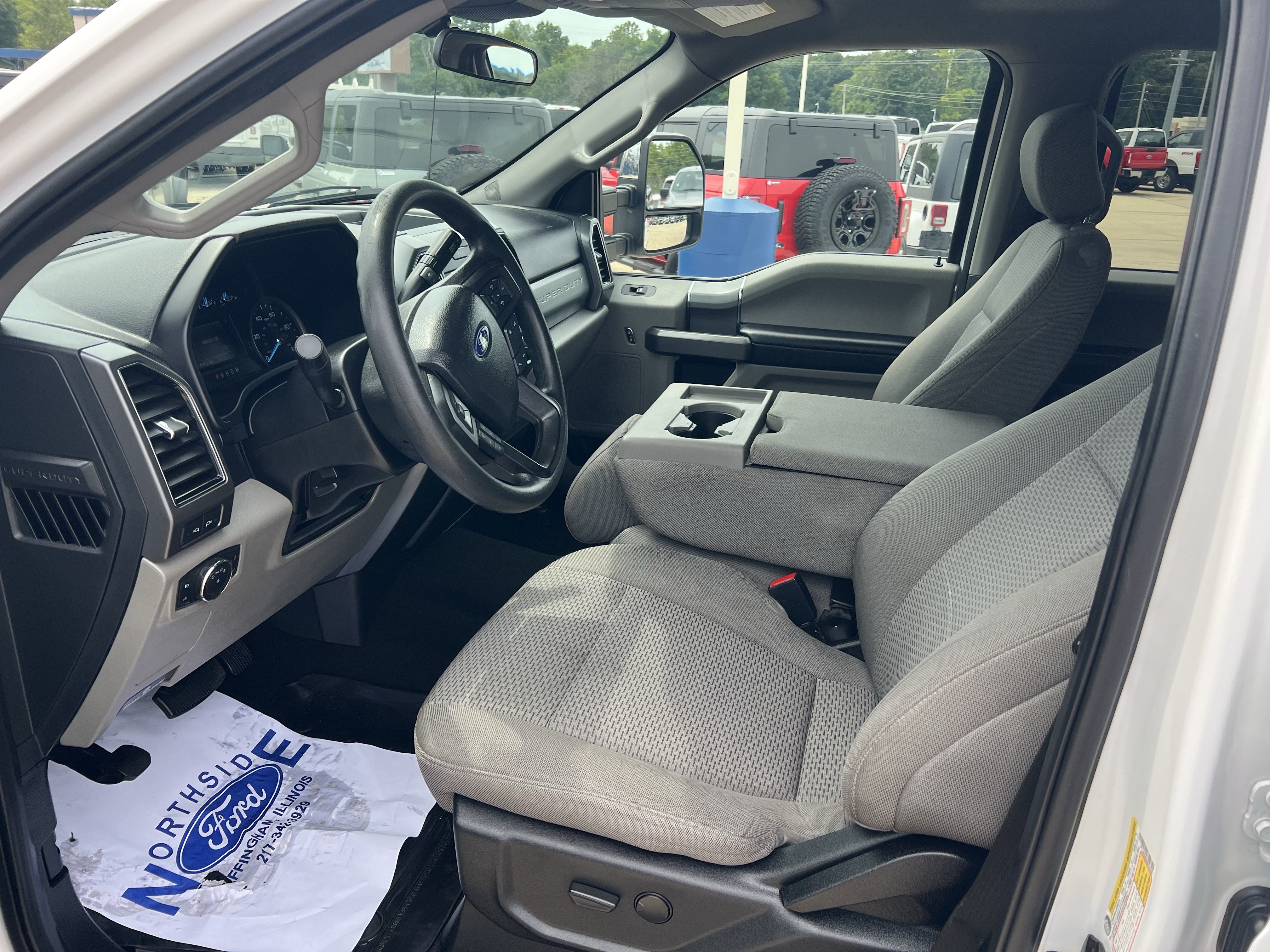Used 2021 Ford F250 XLT w/ XLT Premium Package AWD/4WD image 9
