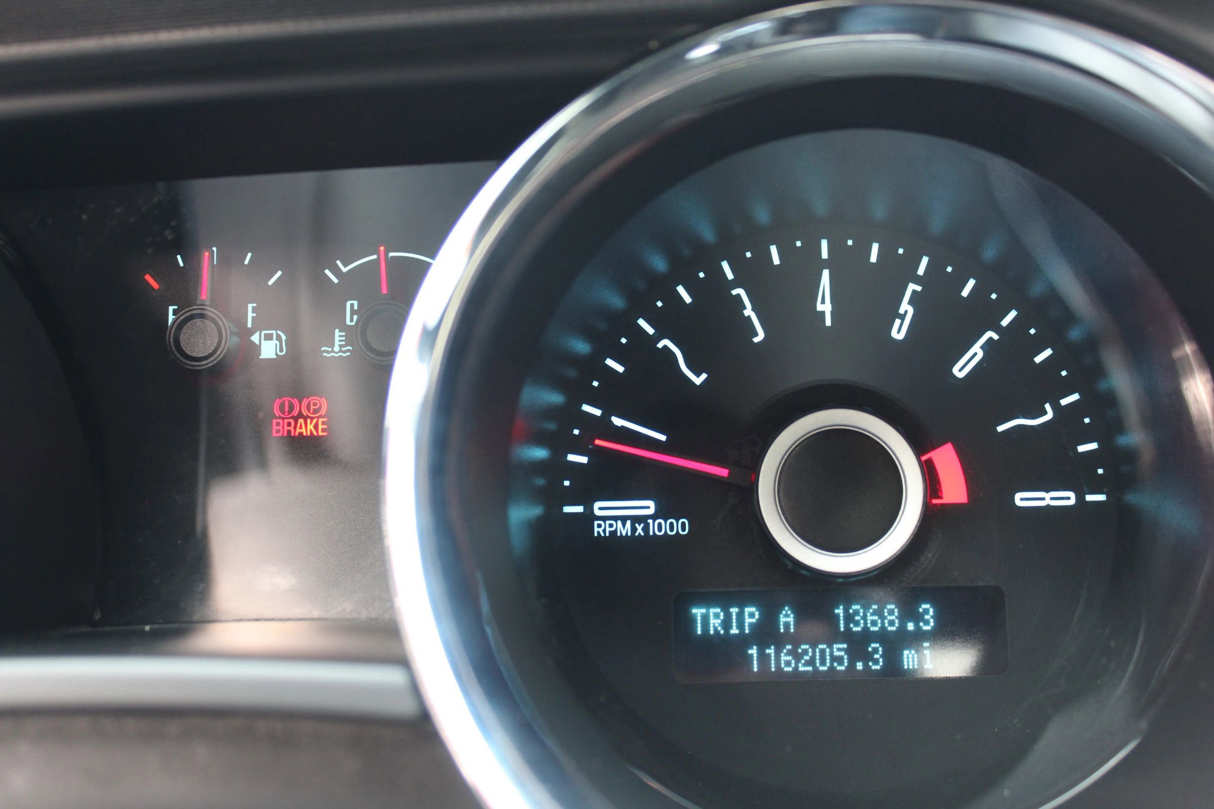 Used 2014 Ford Mustang V6 Coupe 2D image 24