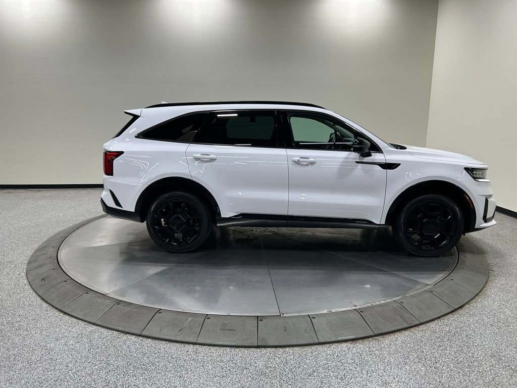 Used 2023 Kia Sorento SX AWD/4WD image 6