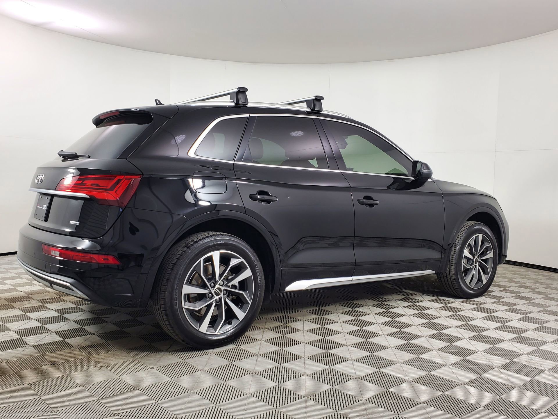 Certified 2021 Audi Q5 2.0T Premium Plus w/ Premium Plus Package image 11