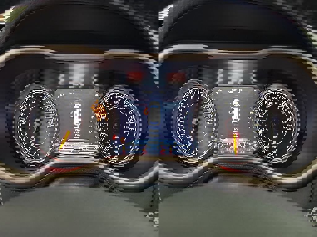 Used 2016 Jeep Cherokee Limited image 21