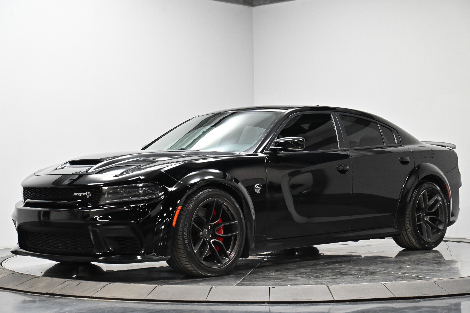 Used 2023 Dodge Charger SRT Hellcat image 2