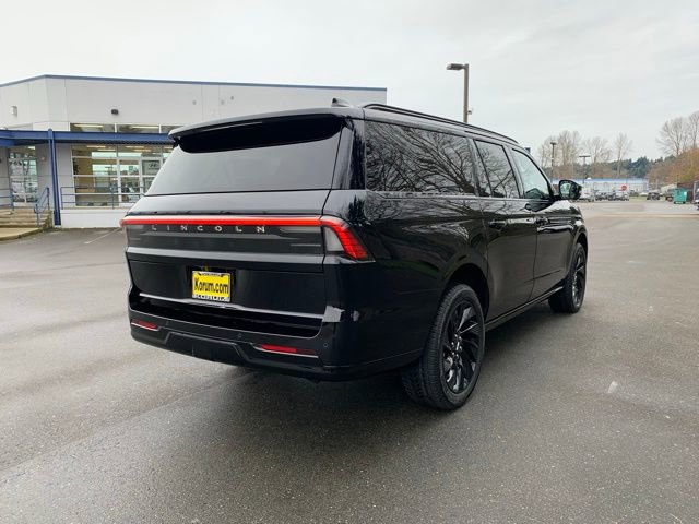 New 2026 Lincoln Navigator L Reserve w/ Jet Appearance Package image 8