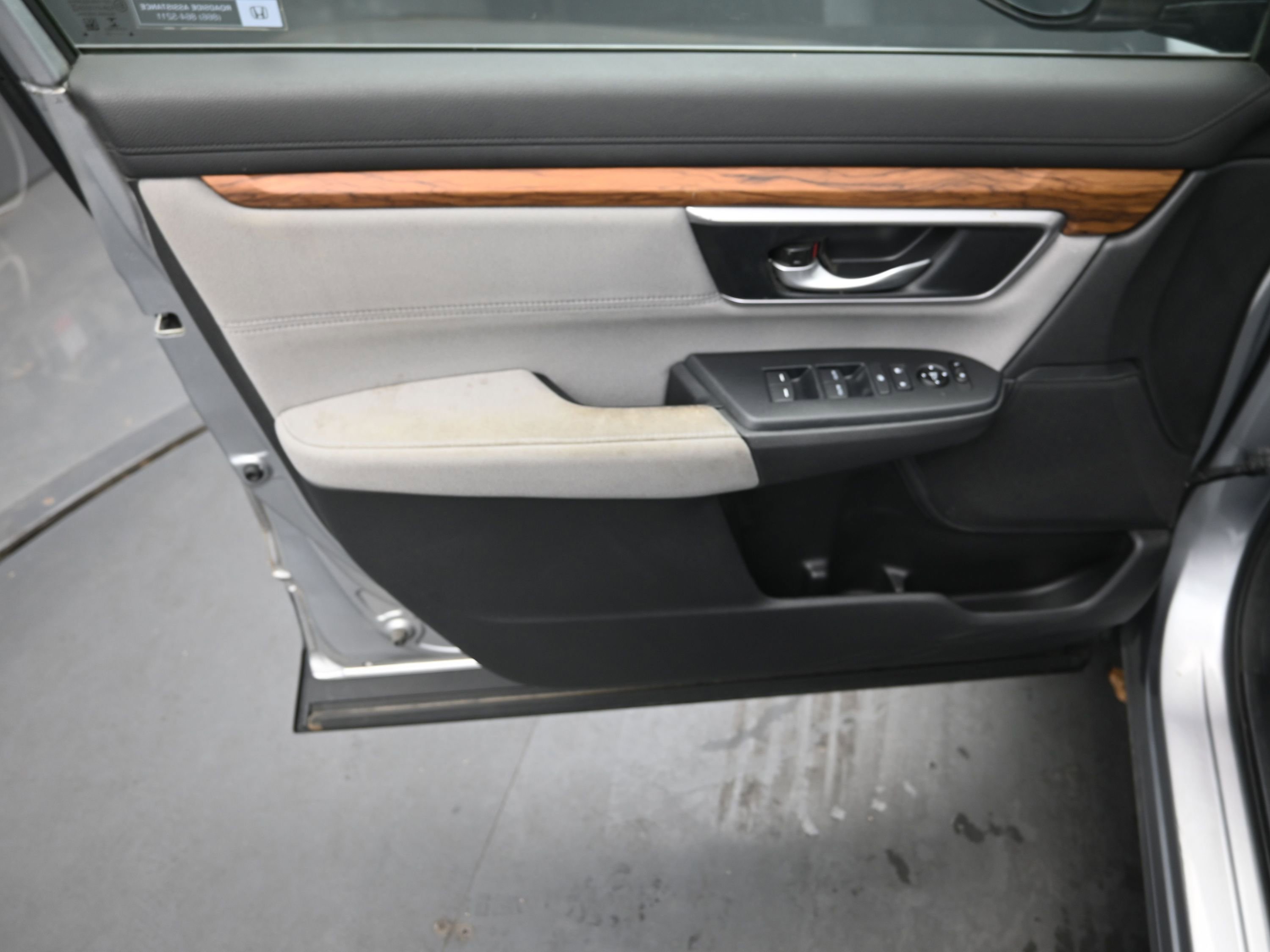 Used 2020 Honda CR-V EX image 14