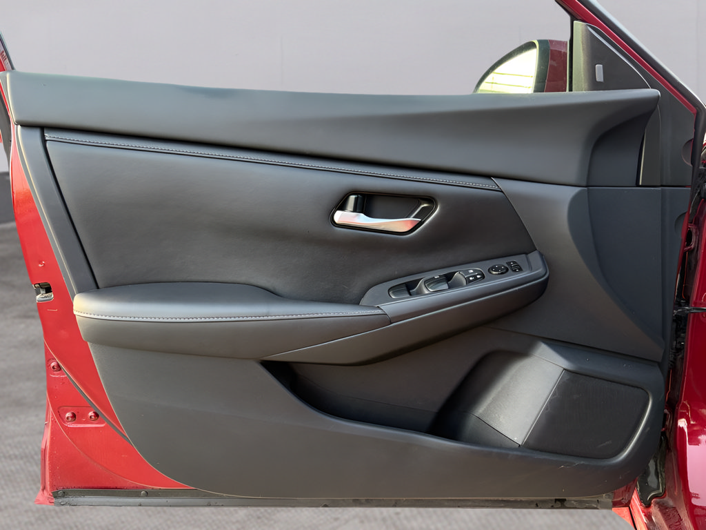 Certified 2020 Nissan Sentra SV w/ Trunk Package FWD image 16