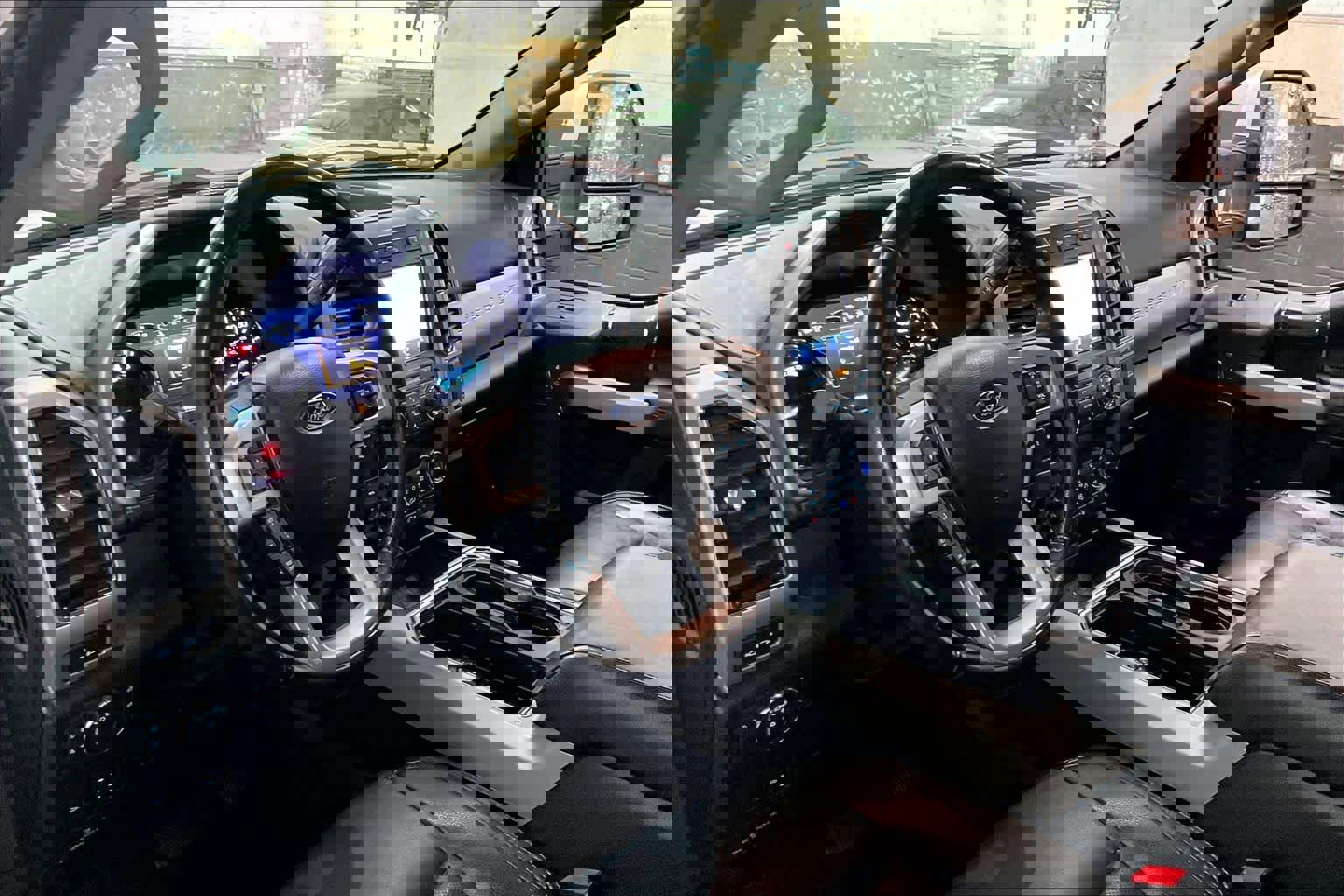 Used 2021 Ford F350 Lariat w/ Lariat Ultimate Package image 16