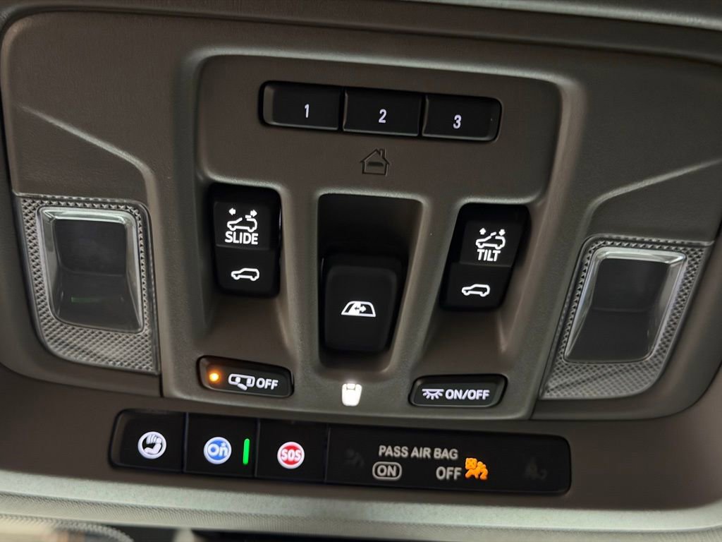 Certified 2019 GMC Sierra 1500 Denali w/ Denali Ultimate Package image 43