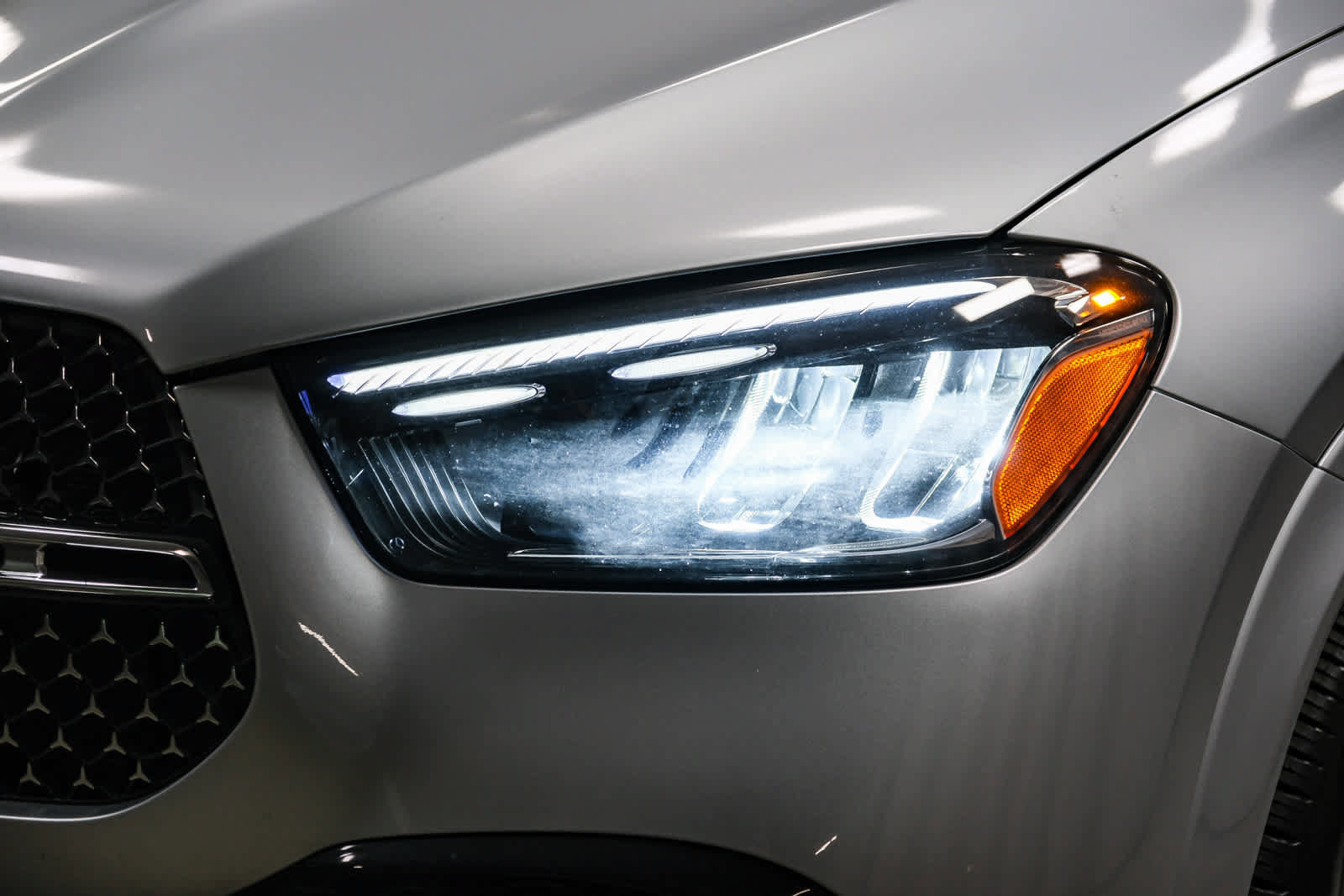 Used 2026 Mercedes-Benz GLE 450 4MATIC w/ Night Package image 12