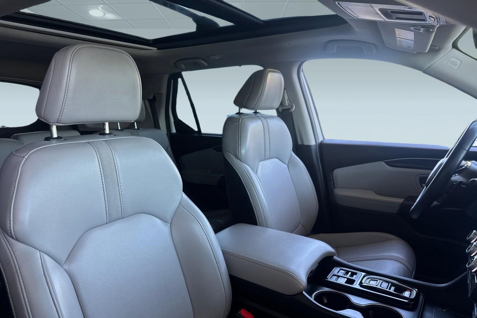 Used 2023 Honda Pilot Touring image 31
