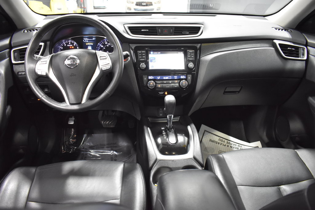Used 2015 Nissan Rogue SL w/ SL Premium Package AWD/4WD image 12