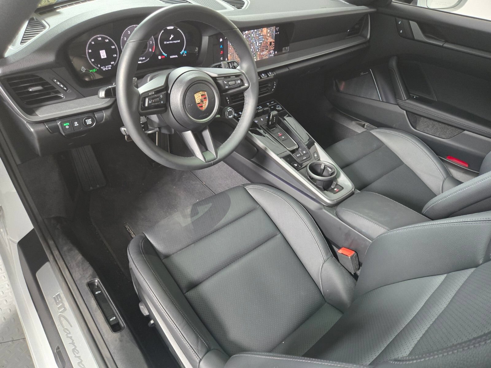 Used 2025 Porsche 911 Carrera RWD image 4