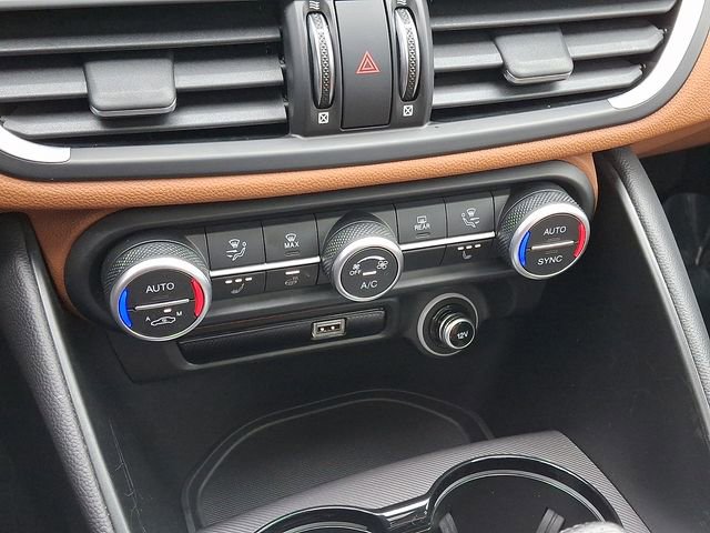 Used 2021 Alfa Romeo Giulia Ti Sport AWD/4WD image 16