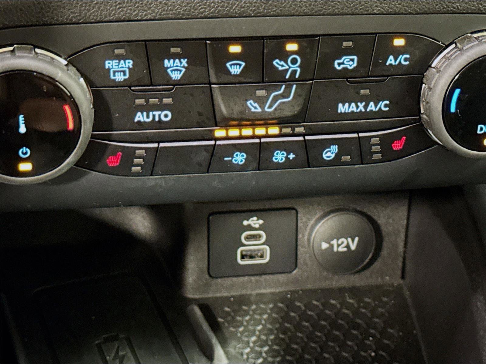 Certified 2024 Ford Bronco Sport Outer Banks w/ Tech Package AWD/4WD image 21