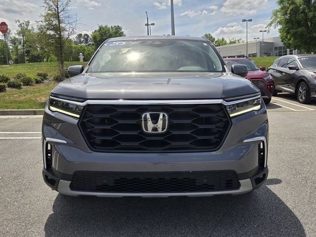 Used 2025 Honda Pilot EX-L image 9