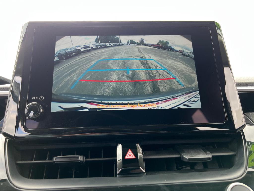 Used 2025 Toyota Corolla LE FWD image 25