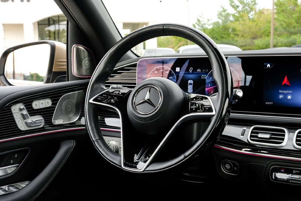 Used 2024 Mercedes-Benz Maybach GLS 600 4MATIC image 13