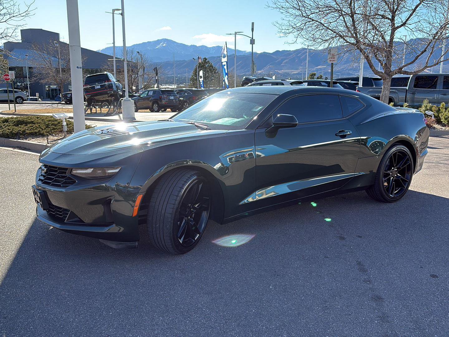 Used 2020 Chevrolet Camaro LT image 3
