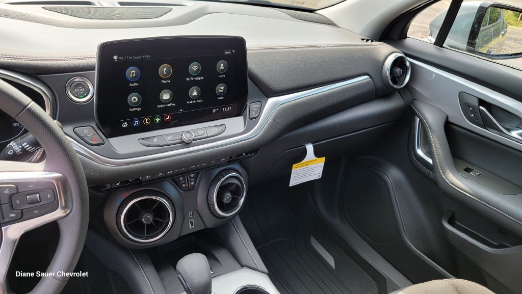 New 2026 Chevrolet Blazer LT w/ Convenience Package FWD image 21