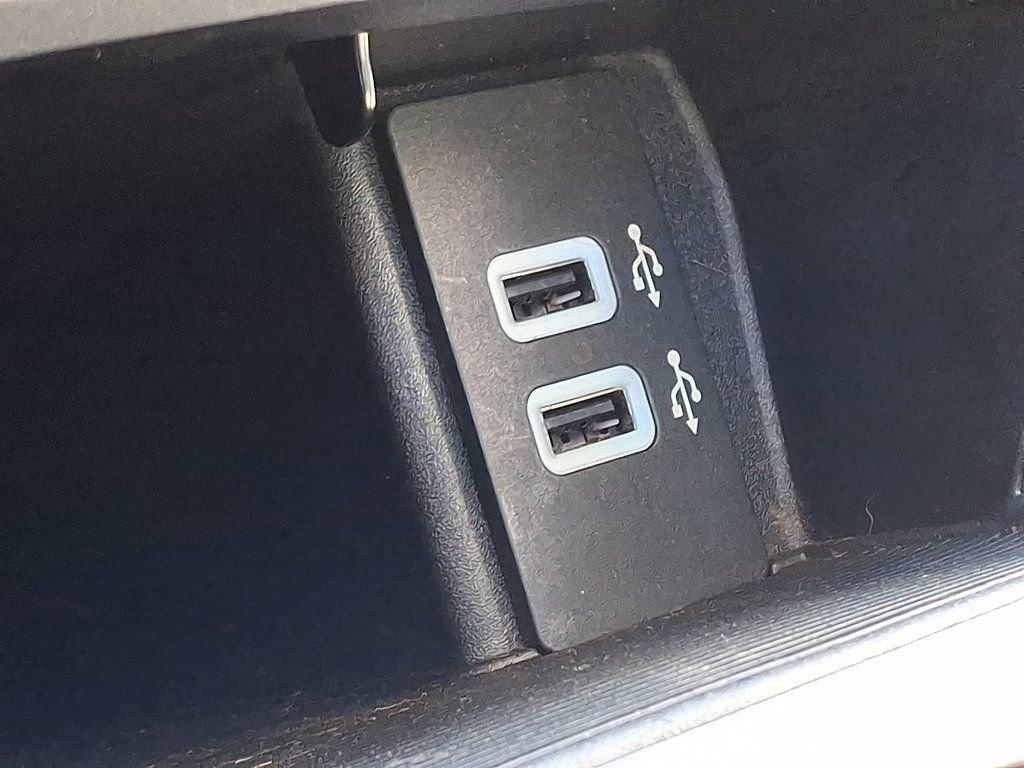 Used 2017 Ford Edge SEL w/ Equipment Group 201A image 22