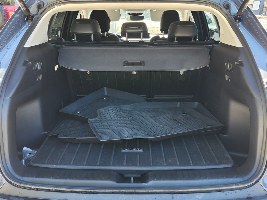 Used 2024 MAZDA CX-50 AWD 2.5 S w/ Weather Package image 17