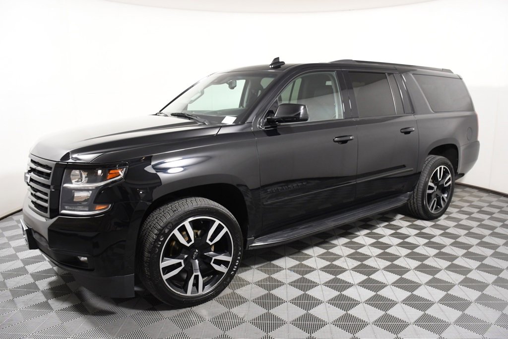 Used 2019 Chevrolet Suburban Premier image 2